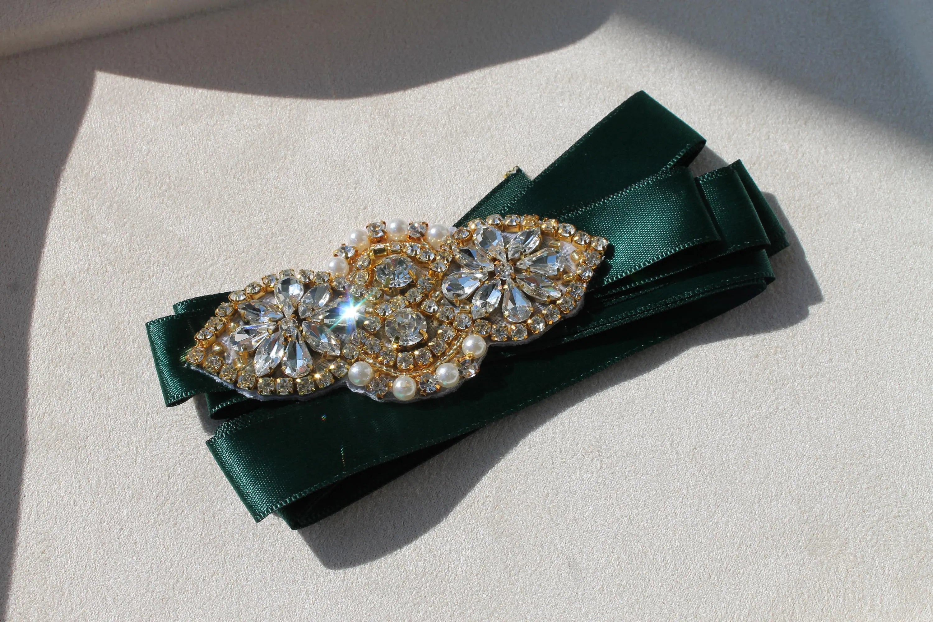 Luxuriöser Afghanischer Brautgürtel | Luxury Afghan Bridal Belt | Handgefertigter Grüner Hochzeitsgürtel | Crystal & Pearl Wedding Belt